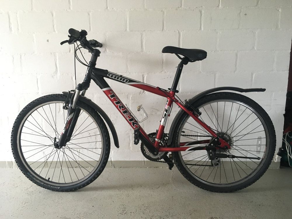 Trek 4100 deals bike