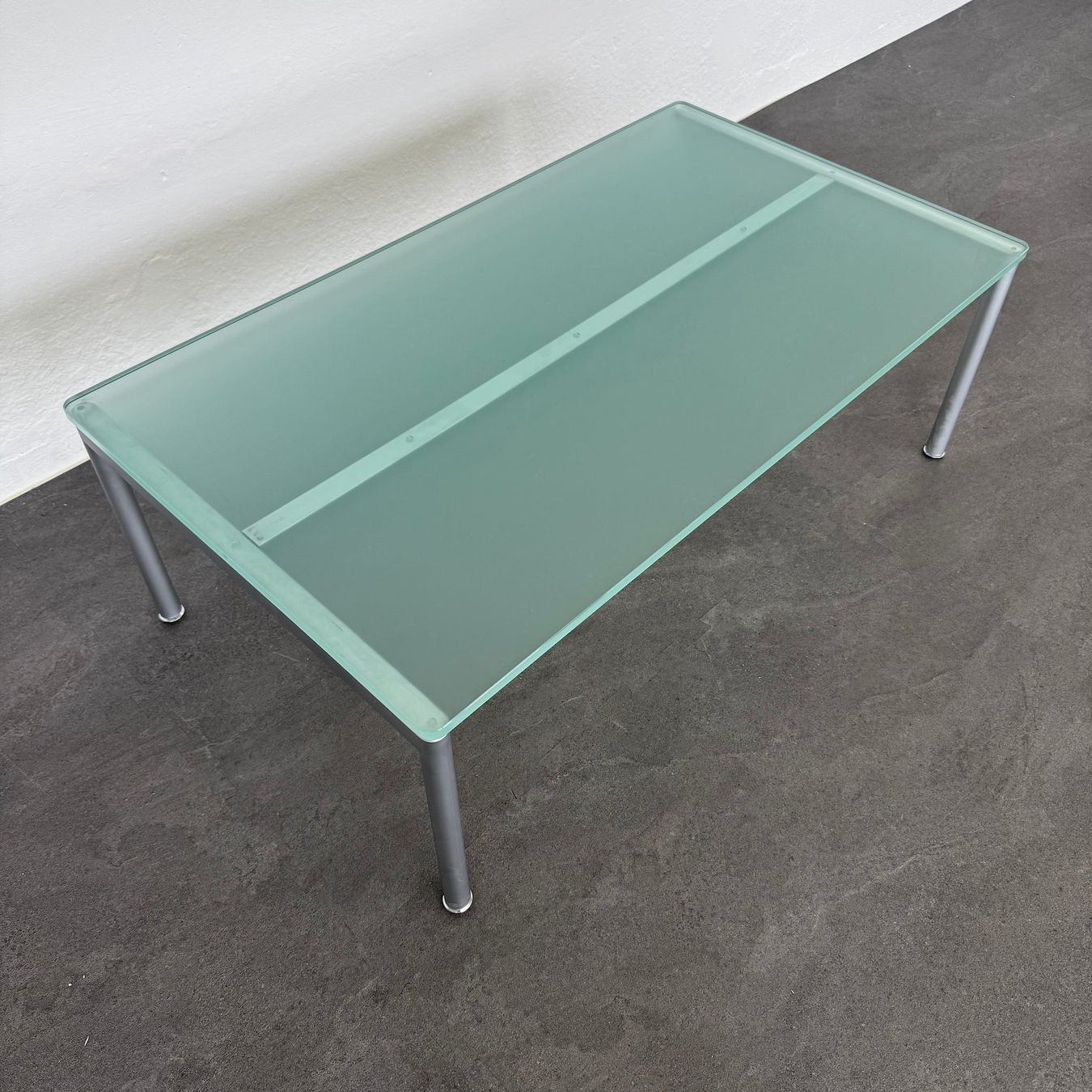 Tavoli: Top Design Clear Lounge-Table – Usato da Schönenwerd venduto da mcofficeshop 1