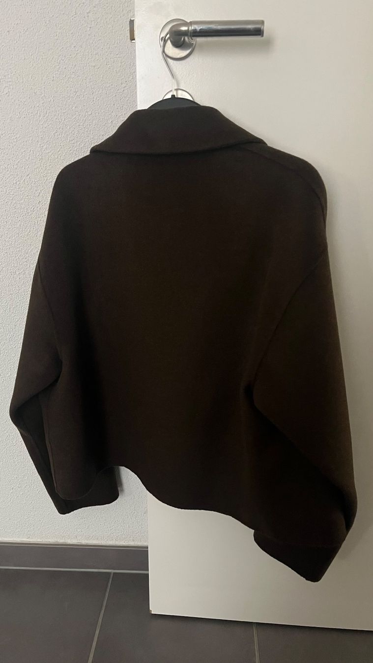 Massimo Dutti Giacche: Massimo Dutti Khaki-Brown Wool Crop/Boxy Jacket - S – Usato da Zofingen venduto da lis_7xzz 4