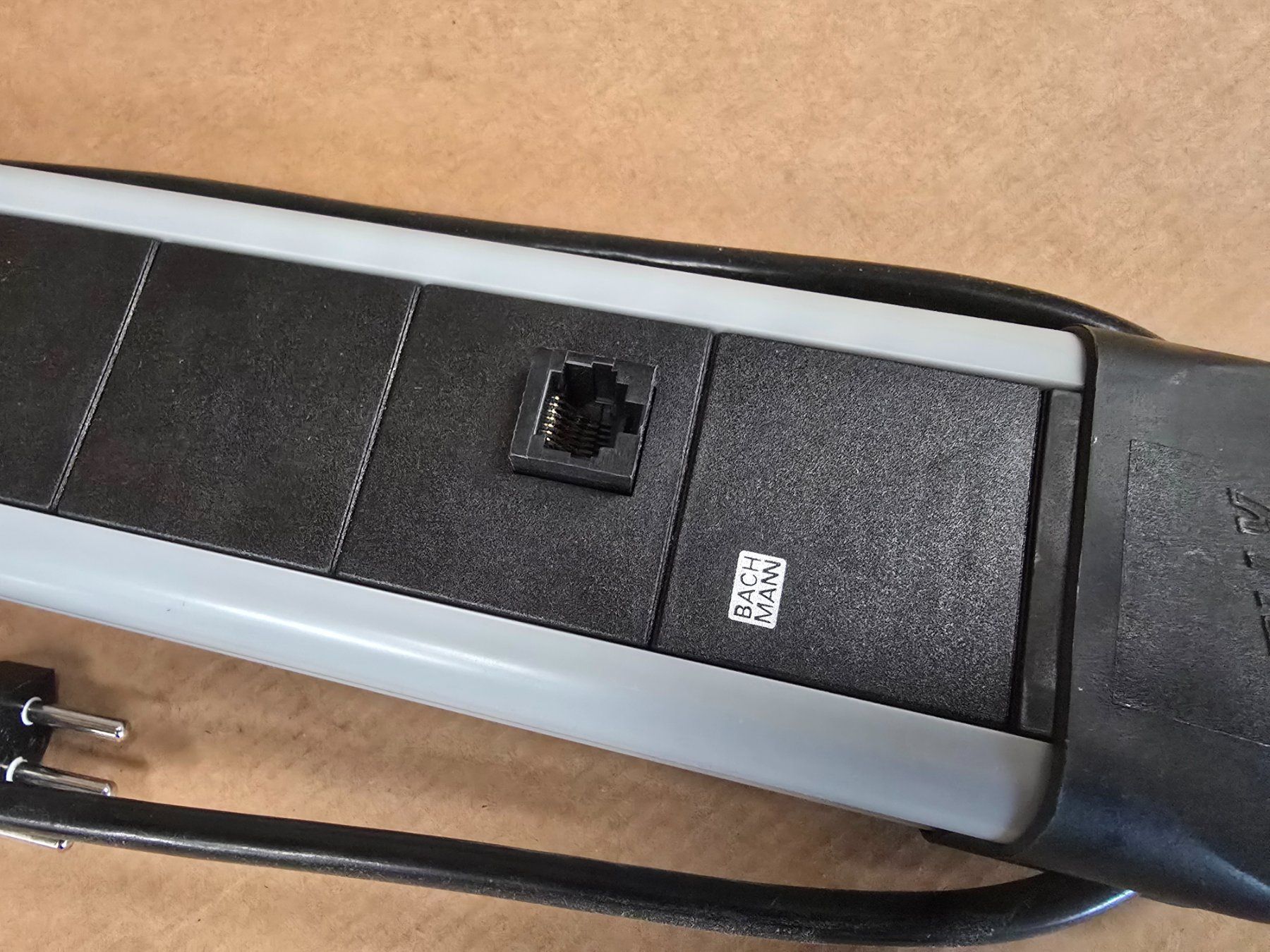 Stecker: gebr. Bachmann Stromsteckleiste 7er ab 1.- – Gebraucht aus KRINAU von Mio_Liqstyle 3
