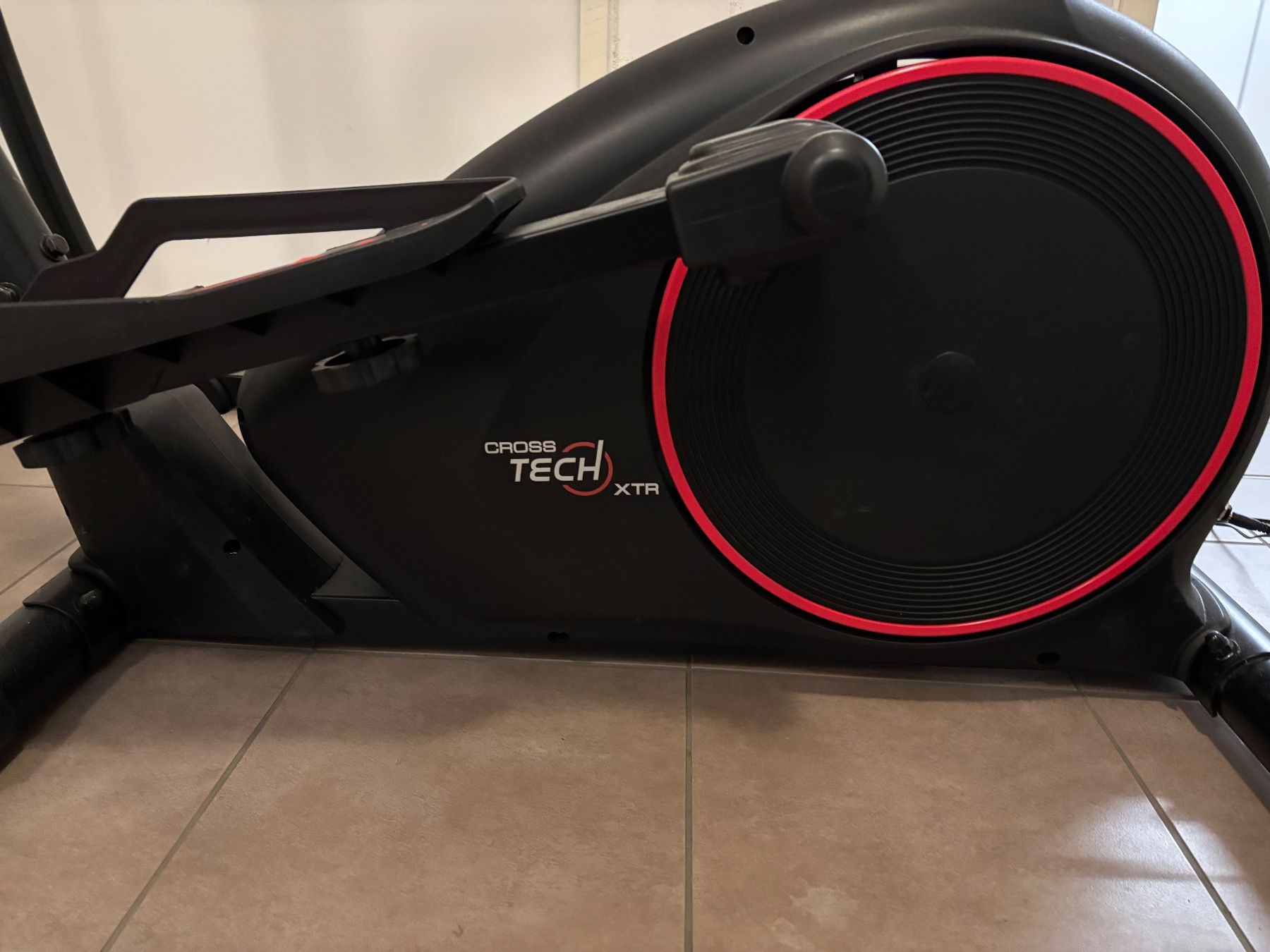 Vélos d'appartement: HAMMER Crosstrainer – D'occasion à Höri par Caserta01 2