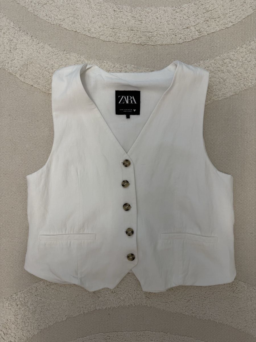 Zara Top: Zara Weste Gr. M  – Nuovo (secondo la descrizione) da Niederglatt ZH venduto da Vladaa 1