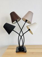 Tischlampe mit 4 Lampenschirme