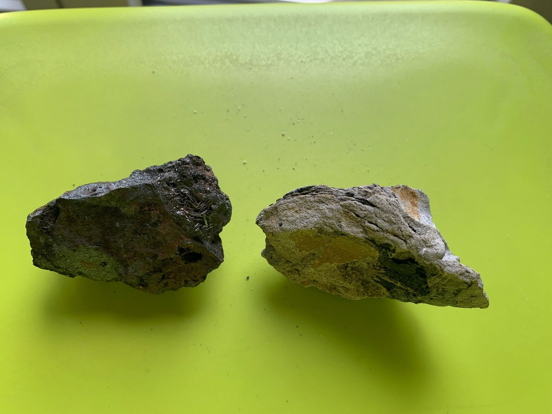 Minerali & Pietre curative: 2 Interessante Steine – Usato da Basel venduto da Akinom50 3