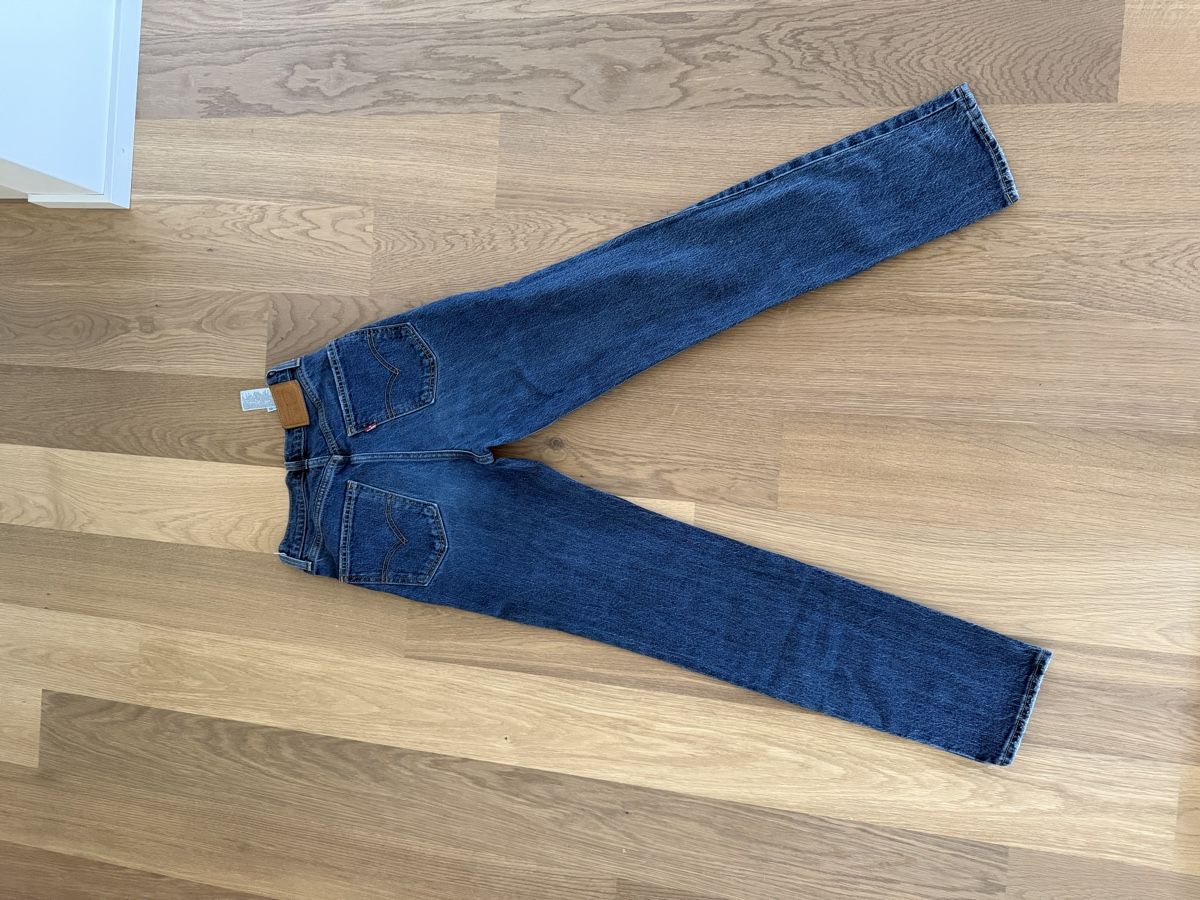 Levi's Jeans: Levi’s Jeans 24 – Usato da Uitikon Waldegg venduto da asm_k7xr 2