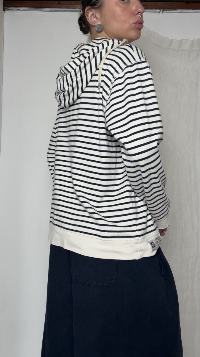 Pullover & Sweatshirts: Mads Nørgaard Hoodie – Gebraucht aus Knonau von Grapesvintage 6