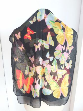 Sehr feines Schmetterlings Foulard 157 x 50 cm