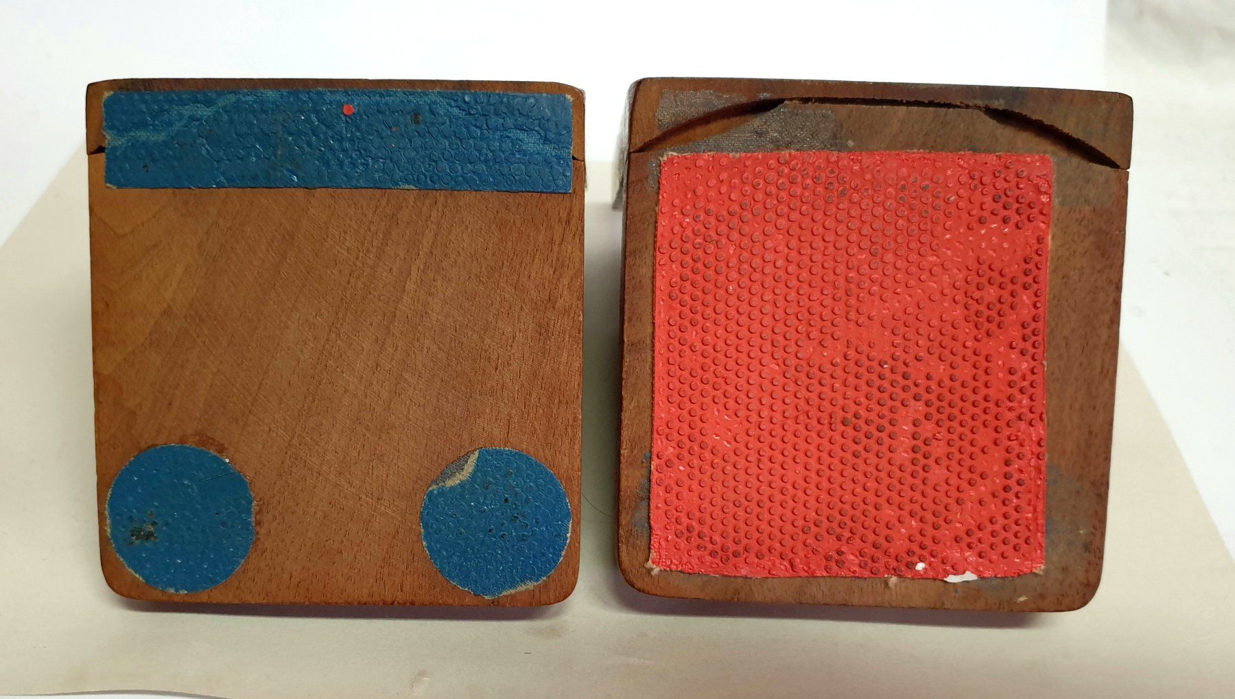Altro in Decorazioni & Accessori: Brienz Brienzerschnitzerei Schnitzerei Buchstützen Eulen – Usato da Tüscherz-Alfermée venduto da Newpad 8