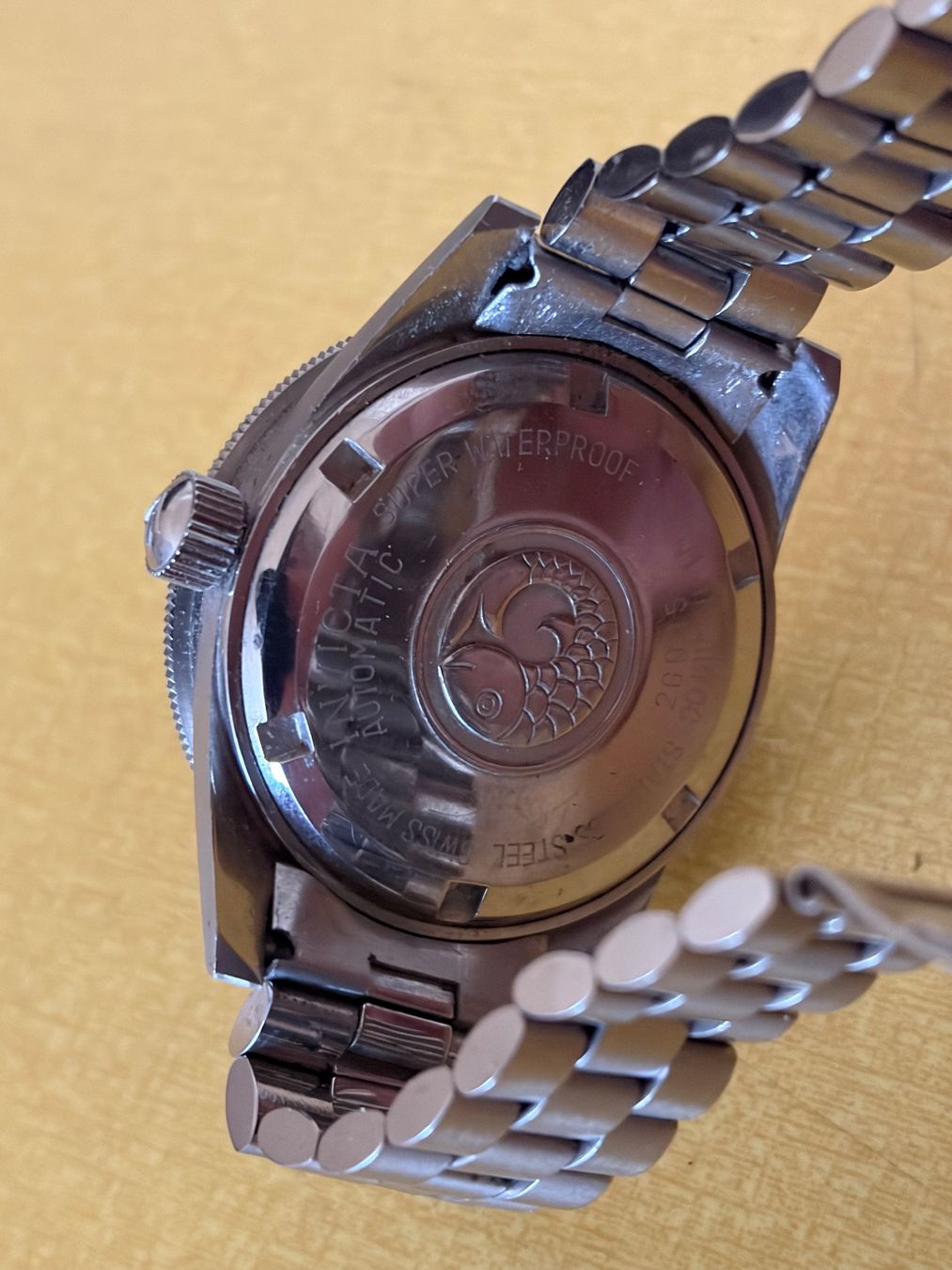 Invicta Montres: Montre Invicta royal marine – D'occasion à La Chaux-de-Fonds par fro_g2tl 2