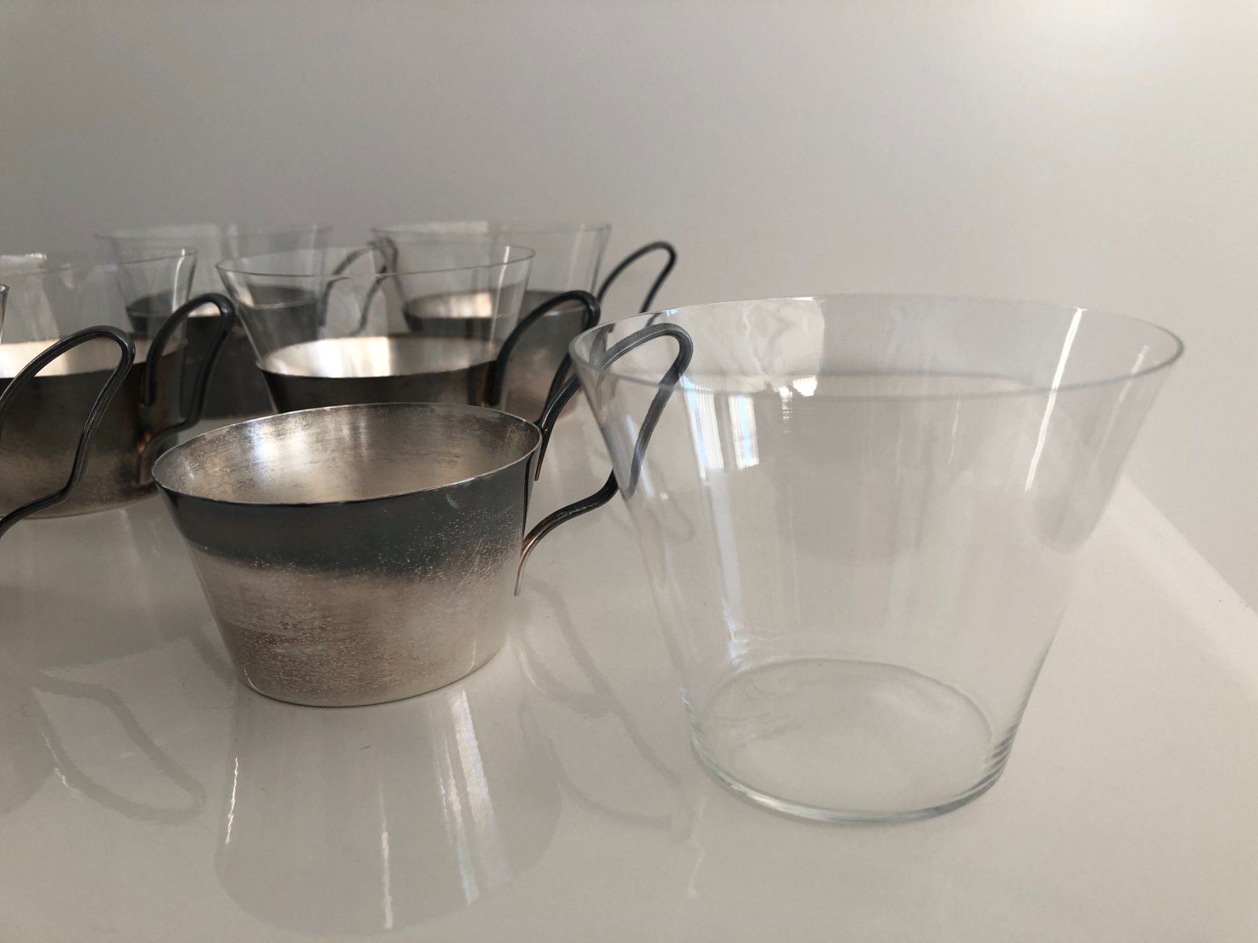 Bicchieri: Edles Glas-Metallhalter-Set – Usato da Balzers venduto da Kubus28 3
