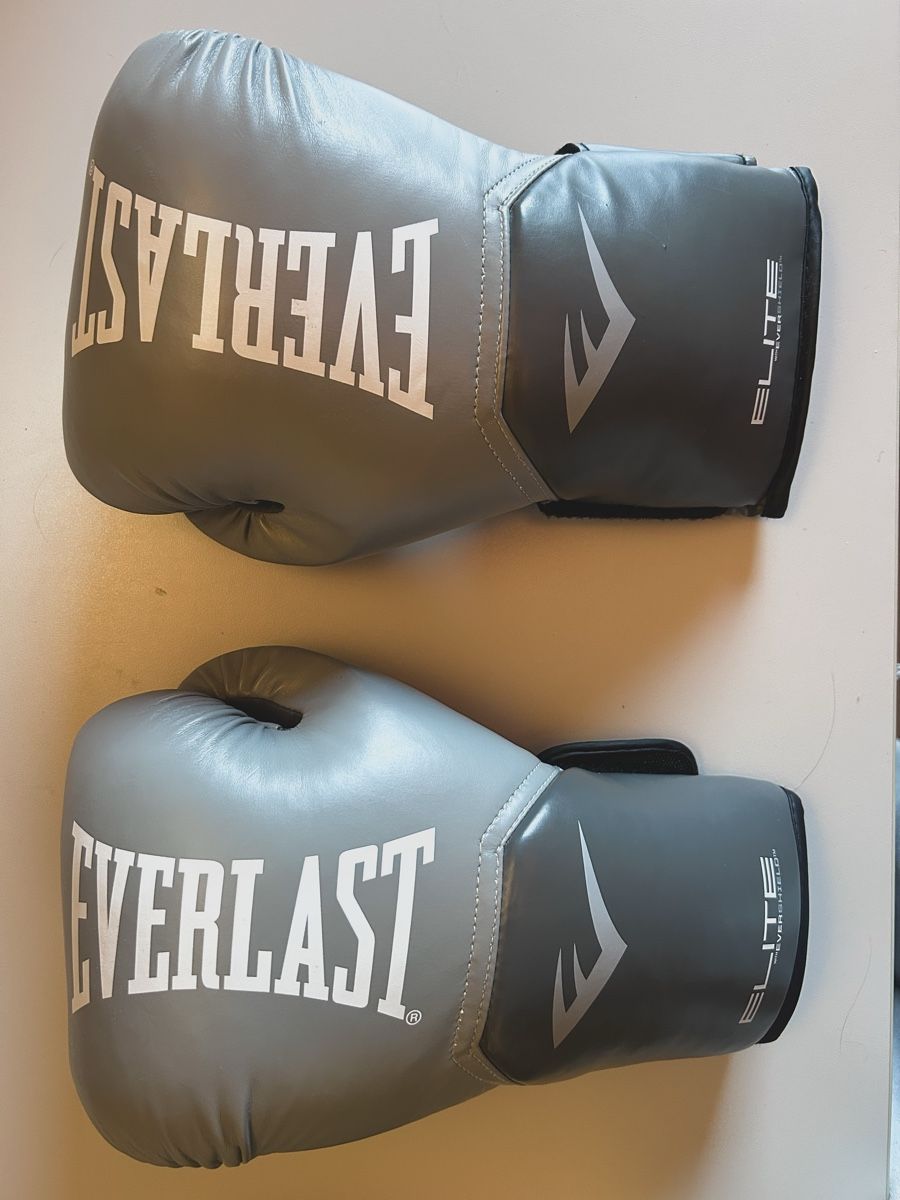 Everlast Guanti & manicotti: Everlast Elite Boxhandschuhe – Nuovo (secondo la descrizione) da Hausen AG venduto da Moritzboehme