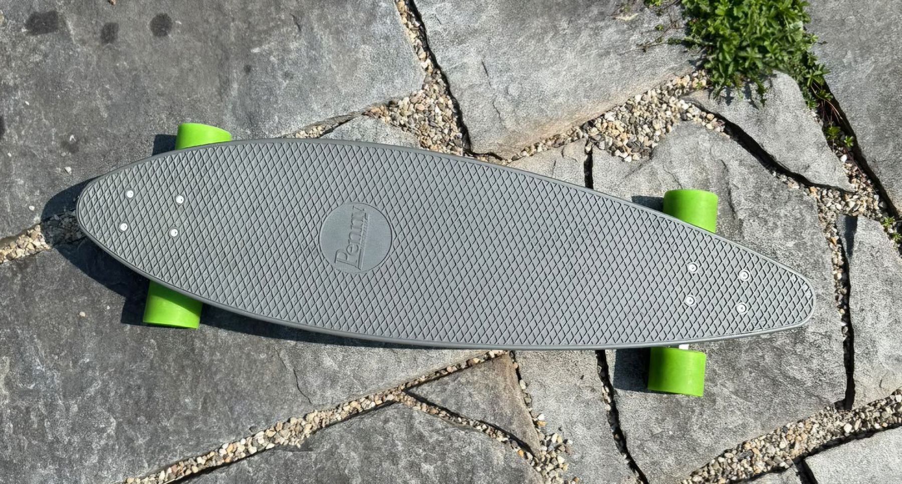 Penny Skateboards Skateboards: Penny Longboard grau/grün – Usato da Heerbrugg venduto da prypal 5