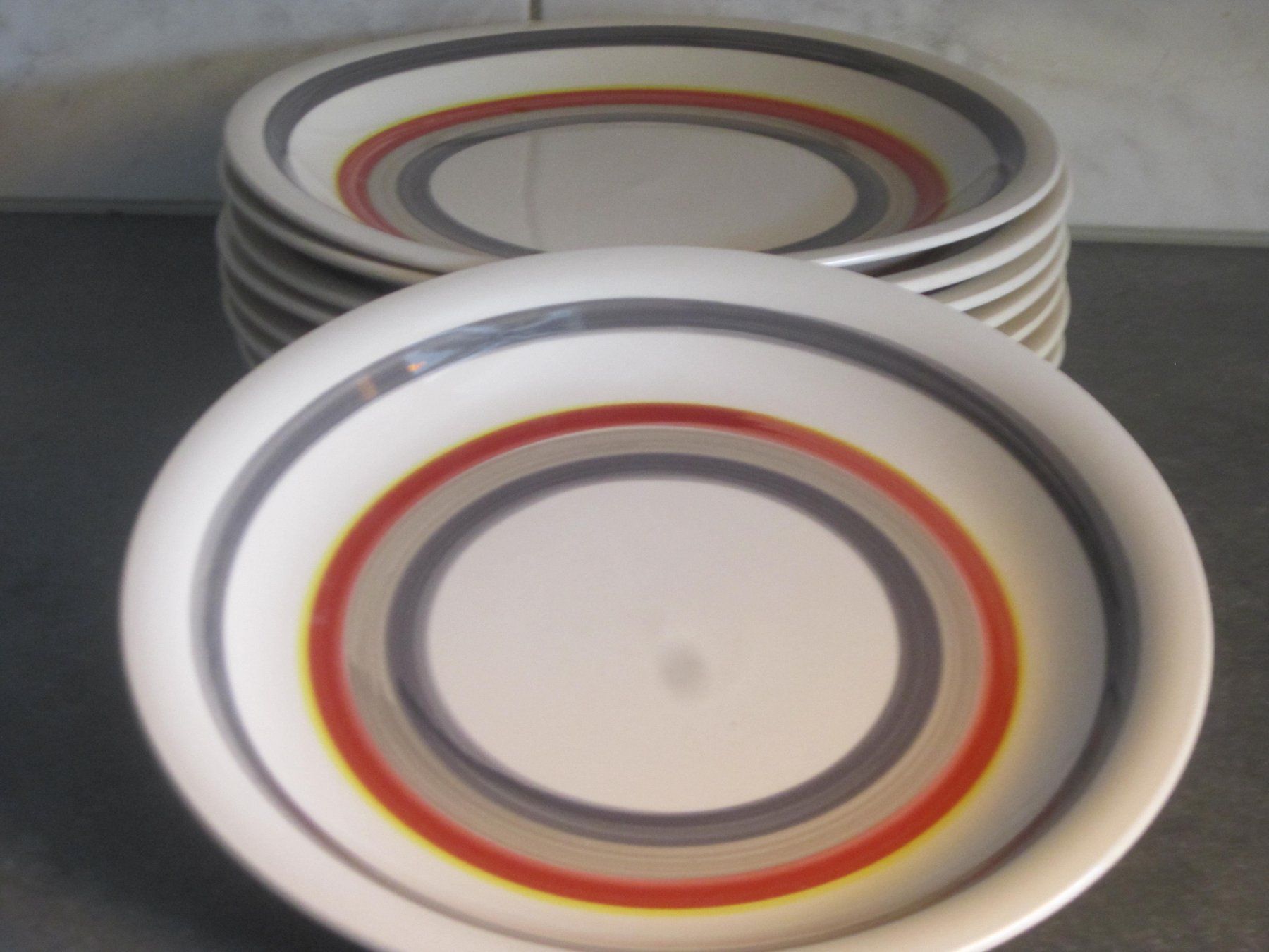 Assiettes: Assiettes – D'occasion à La Conversion par mignon47 1