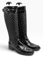 Bottes ARA noir cuir verni matelassé. Pointure 41