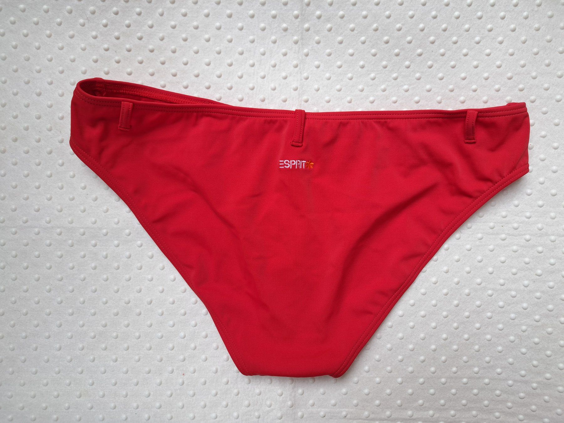 Esprit Costumi da bagno & Bikini: Neu! Esprit Badehose Rot Gr. 42 – Nuovo e nell'imballaggio originale da Gysenstein venduto da joshuas81 2