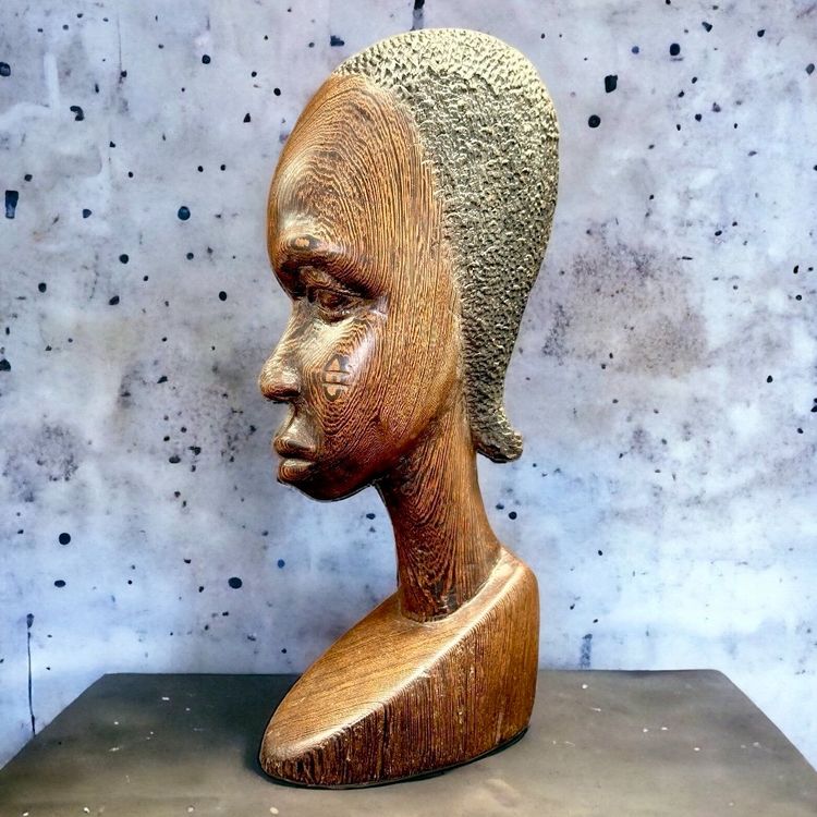 2 STATUES BUSTES HOMME ET FEMME BOIS FONCE AFRIQUE AFRICAINS Collection Deco 118432