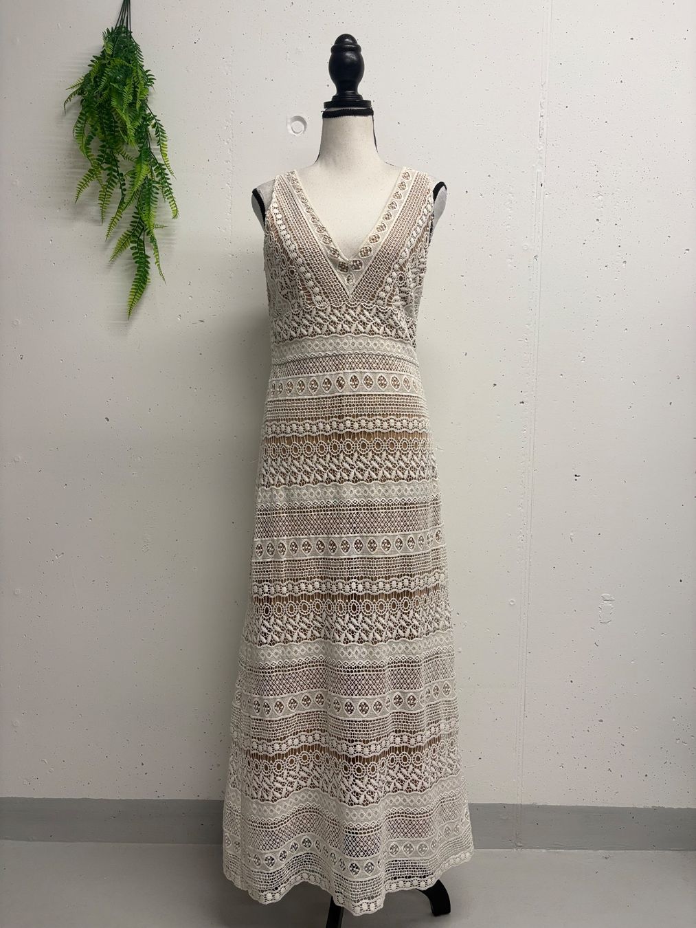 Kleider: Young Cotoure by Barbara Schwarzer Häkelkleid weiss 36 – Neu (gemäss Beschreibung) aus Regensdorf von secondchancefashion
