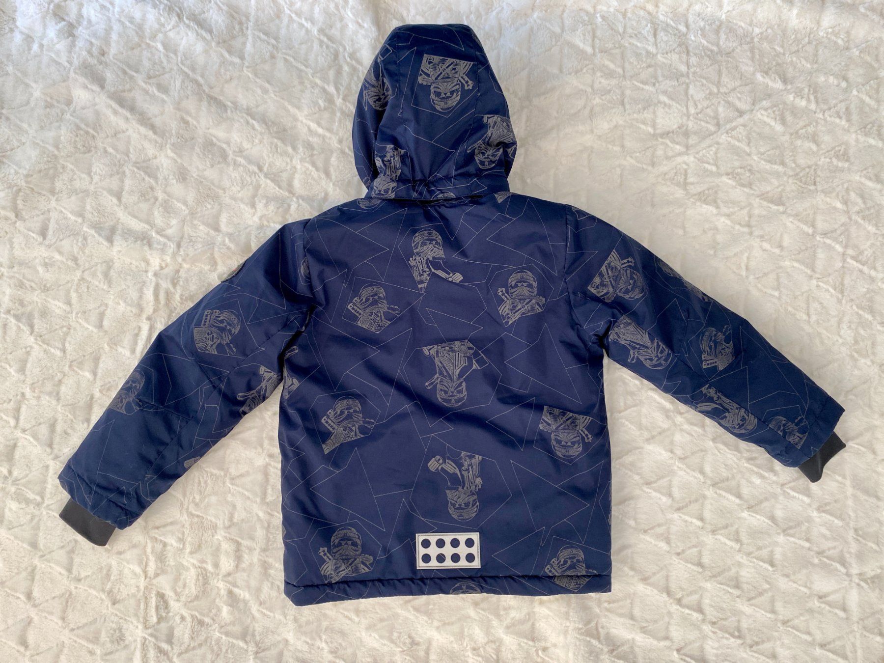 Lego Jacken & Mäntel: Lego Winterjacke Jungen Gr.104 – Gebraucht aus Duebendorf von Alexandertreyer 1