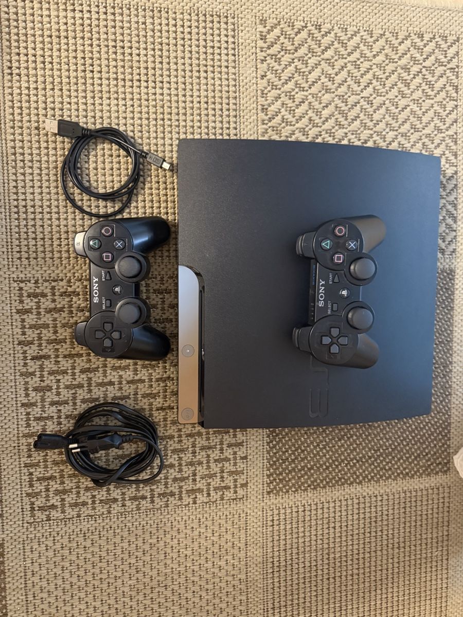 Sony Console: PS3 , 2 controller, all cable  – Usato da Neyruz FR venduto da Paw_ket-Steal 1
