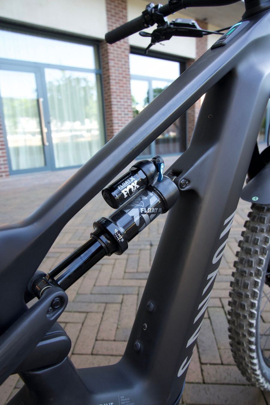 Canyon Biciclette: Canyon Strive:ON Underdog eMTB fully – Usato da Horgen venduto da Akav 7
