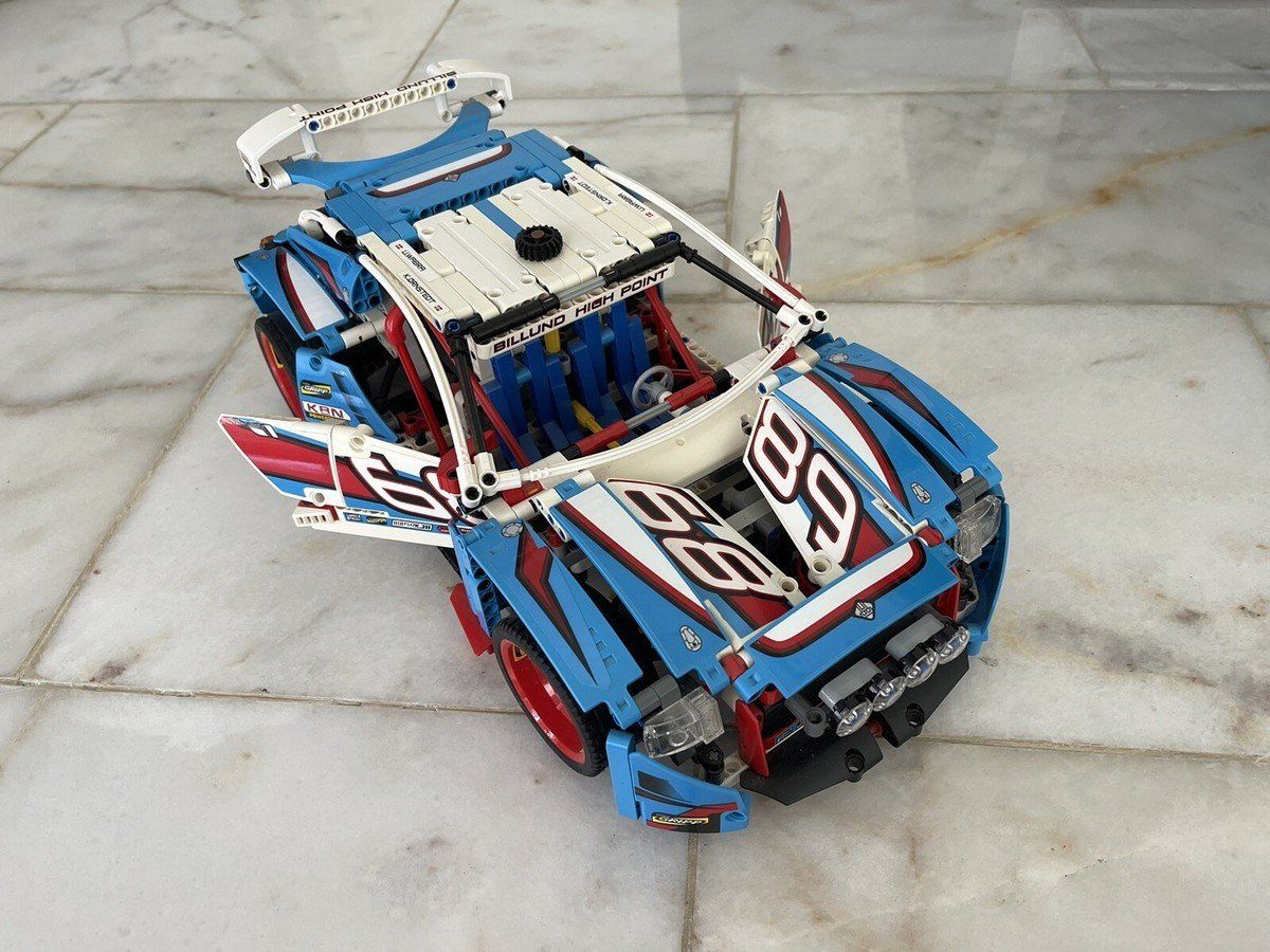 Technics Baukästen: Lego Technic Rally car  (42077) – Neu (gemäss Beschreibung) aus La Chaux-de-Fonds von alu