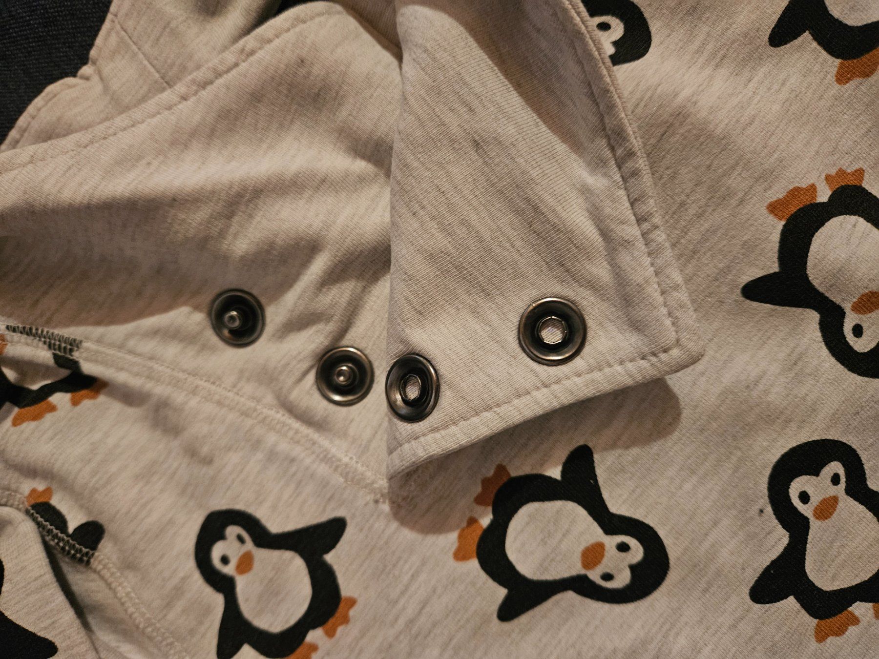 Pulls et sweat-shirts: Pullover Gr. 92 – D'occasion à Worb par jun_fj8w 3