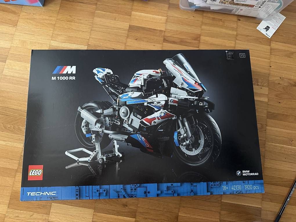 Lego Baukästen: LEGO Technic BMW M 1000 RR 42130 – Gebraucht aus Henggart von nat_dk6q