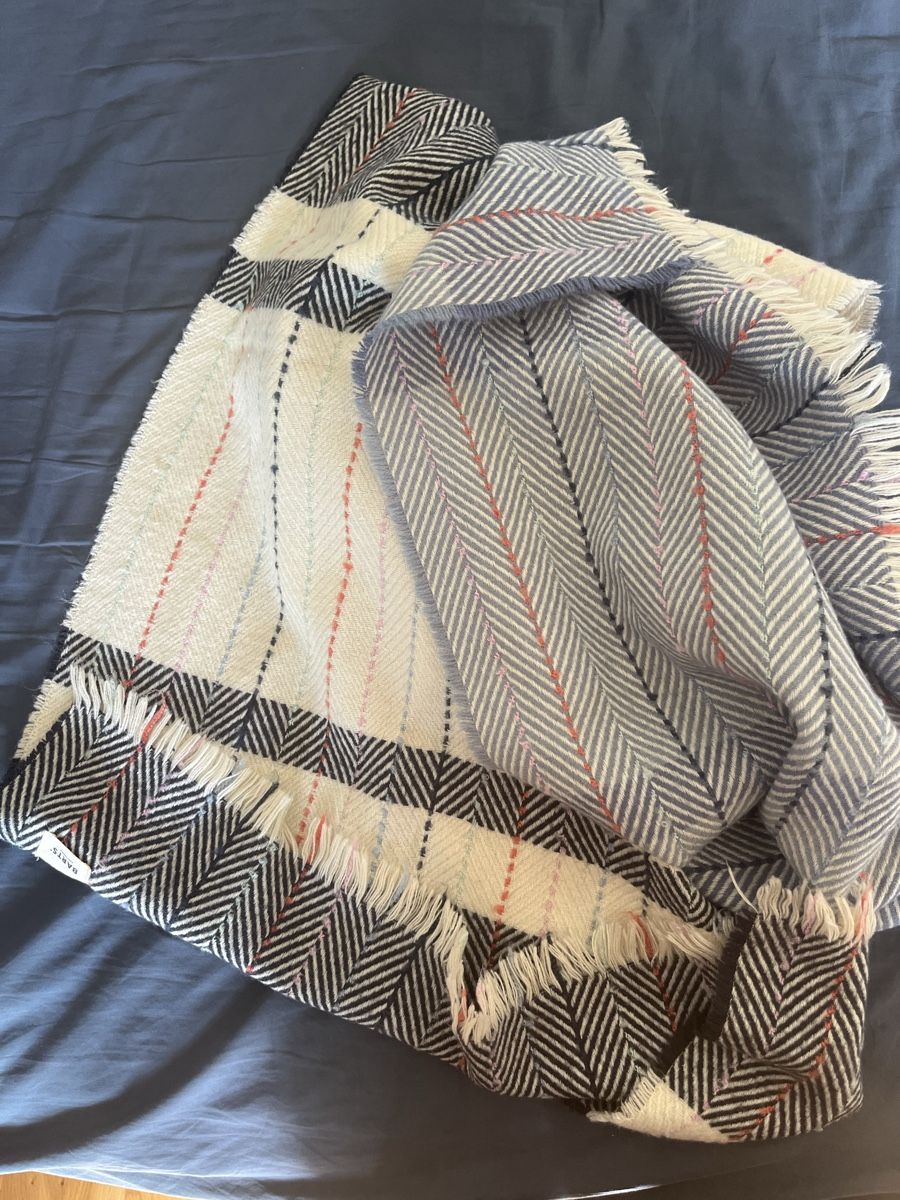 Barts Foulard & Sciarpe: Grosser Schal Barts – Usato da Bern venduto da Romel