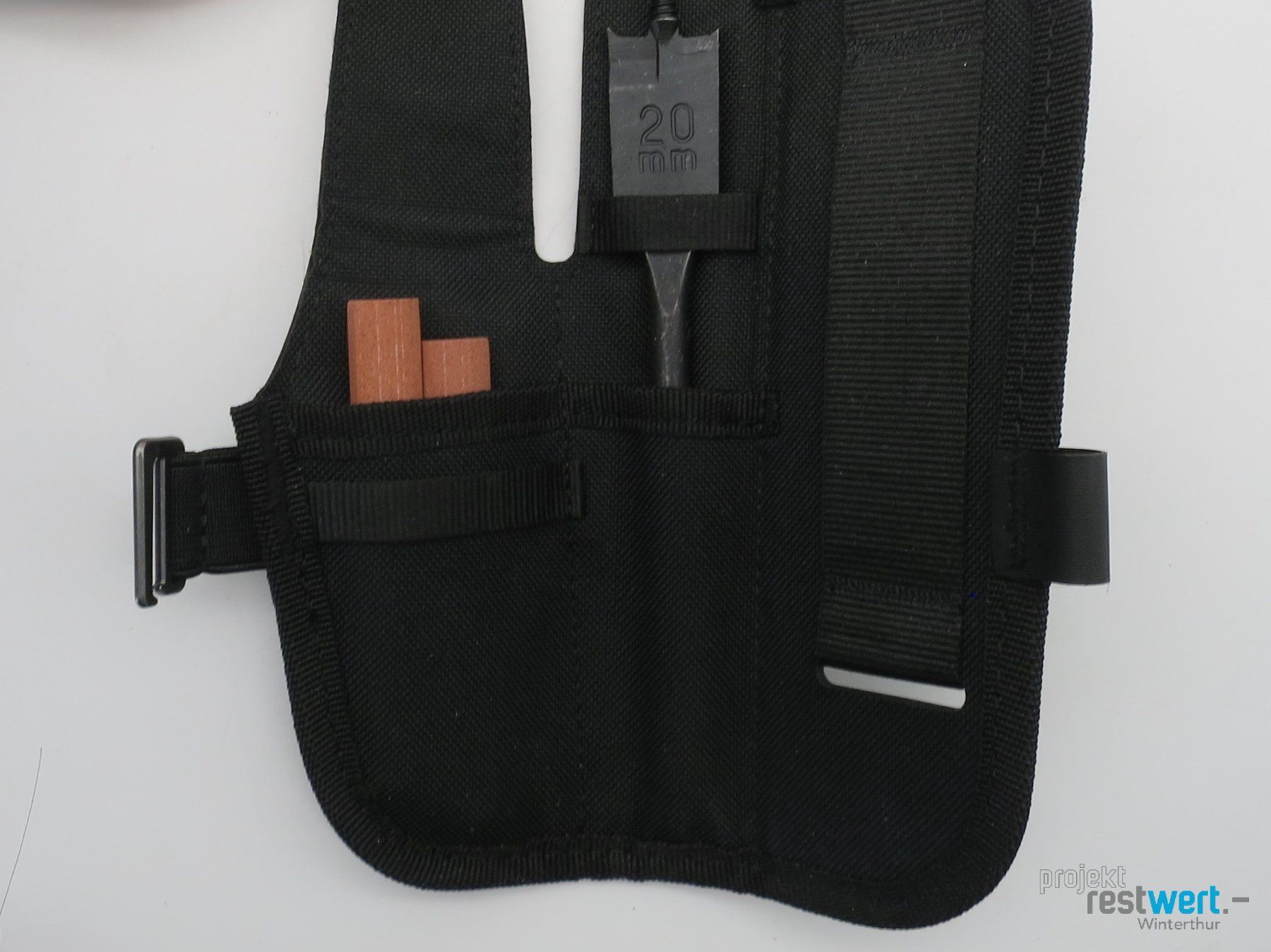 Victorinox Couteaux de poche: VICTORINOX Venture Pro Kit – Neuf (Voir description) à Winterthur par Restwert_Winterthur
