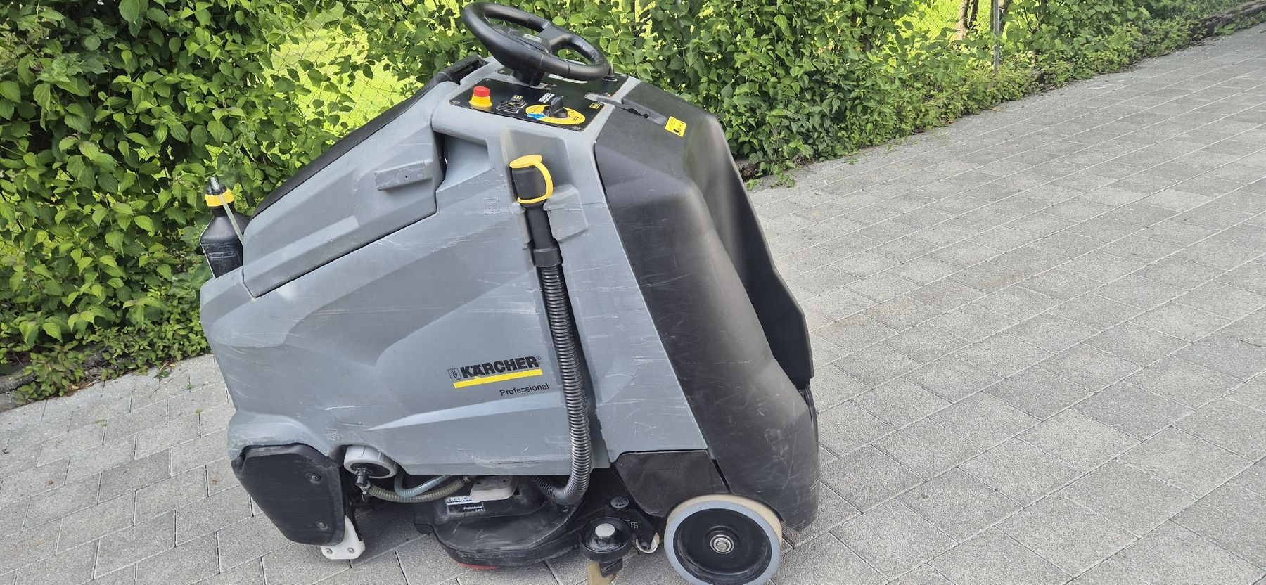 Kärcher Toutes les machines: Kärcher B95RS – D'occasion à Grenchen par Hzpro 3
