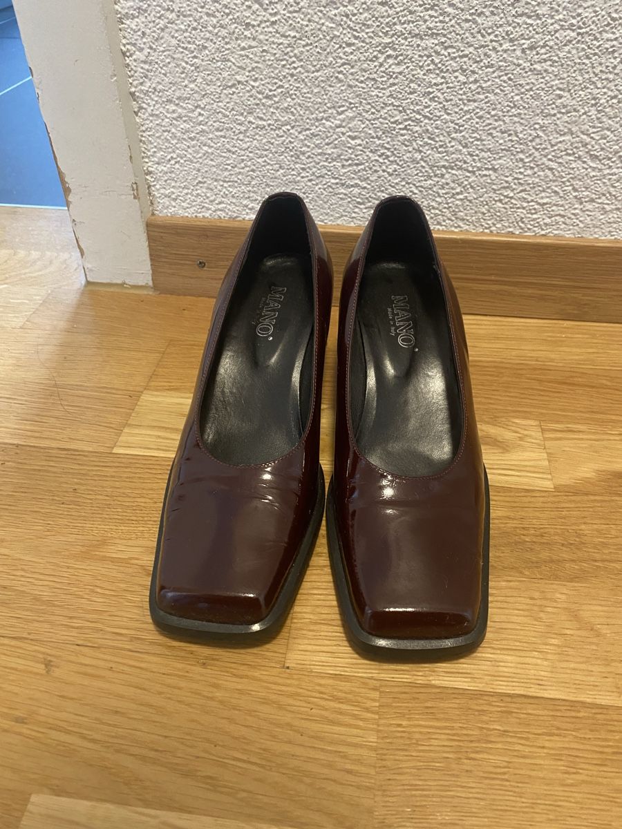 Scarpe da donna: Pumps Lackleder dunkelrot Gr. 36.5 – Usato da Wabern venduto da Jo.le 3