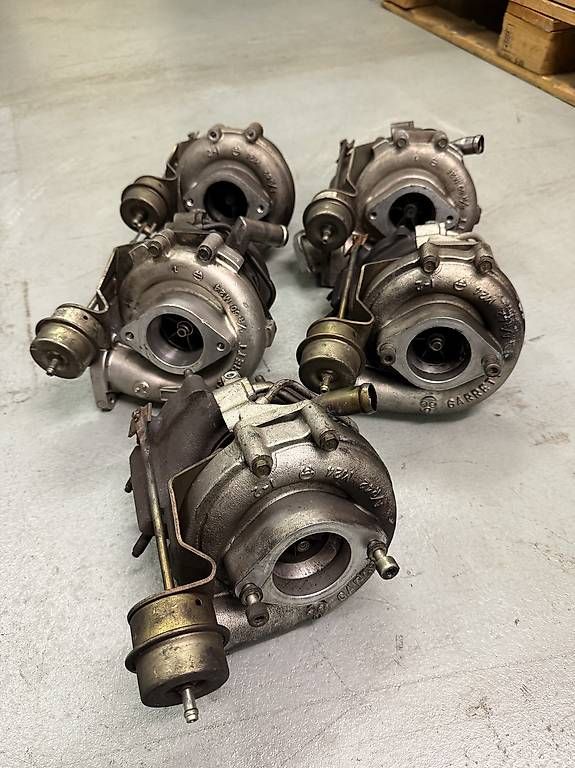 Tutti pezzi di ricambio auto: Nissan Skyline Turbolader – Usato da Oftringen venduto da fah_6chf