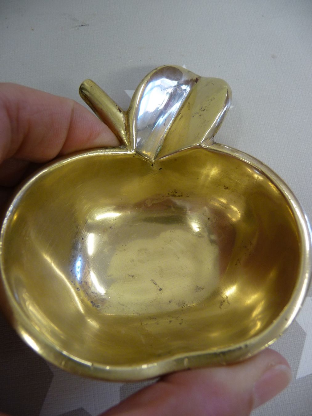 Portacenere: Aschenbecher Apfel – Usato da Rafz venduto da Powacaddy 3