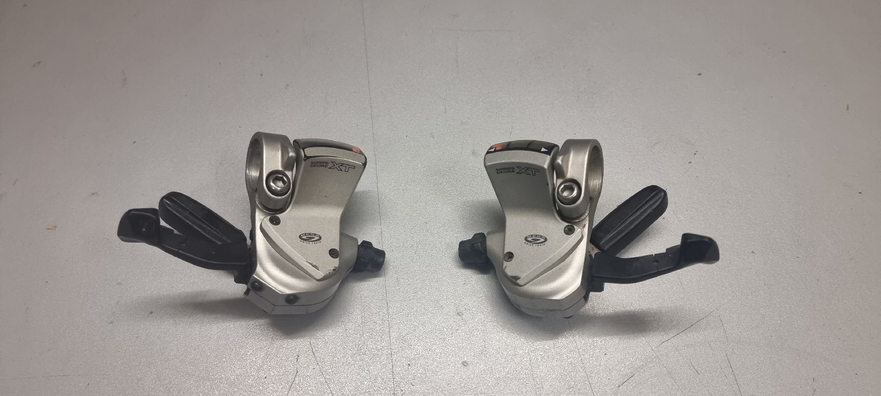 Shimano Ersatzteile: Shimano XT M750 Schalthebel  – Gebraucht aus Seon von Stibinio