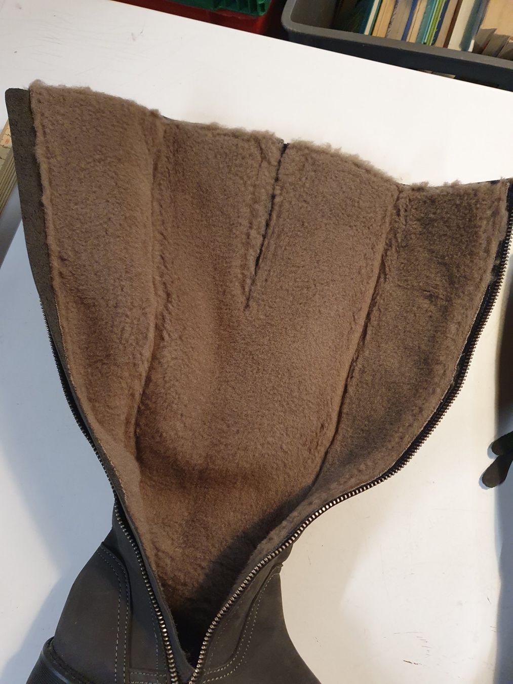 Damenschuhe: Lederstiefel Schafwolle grau grösse 37 – Gebraucht aus Zürich von dialout 3