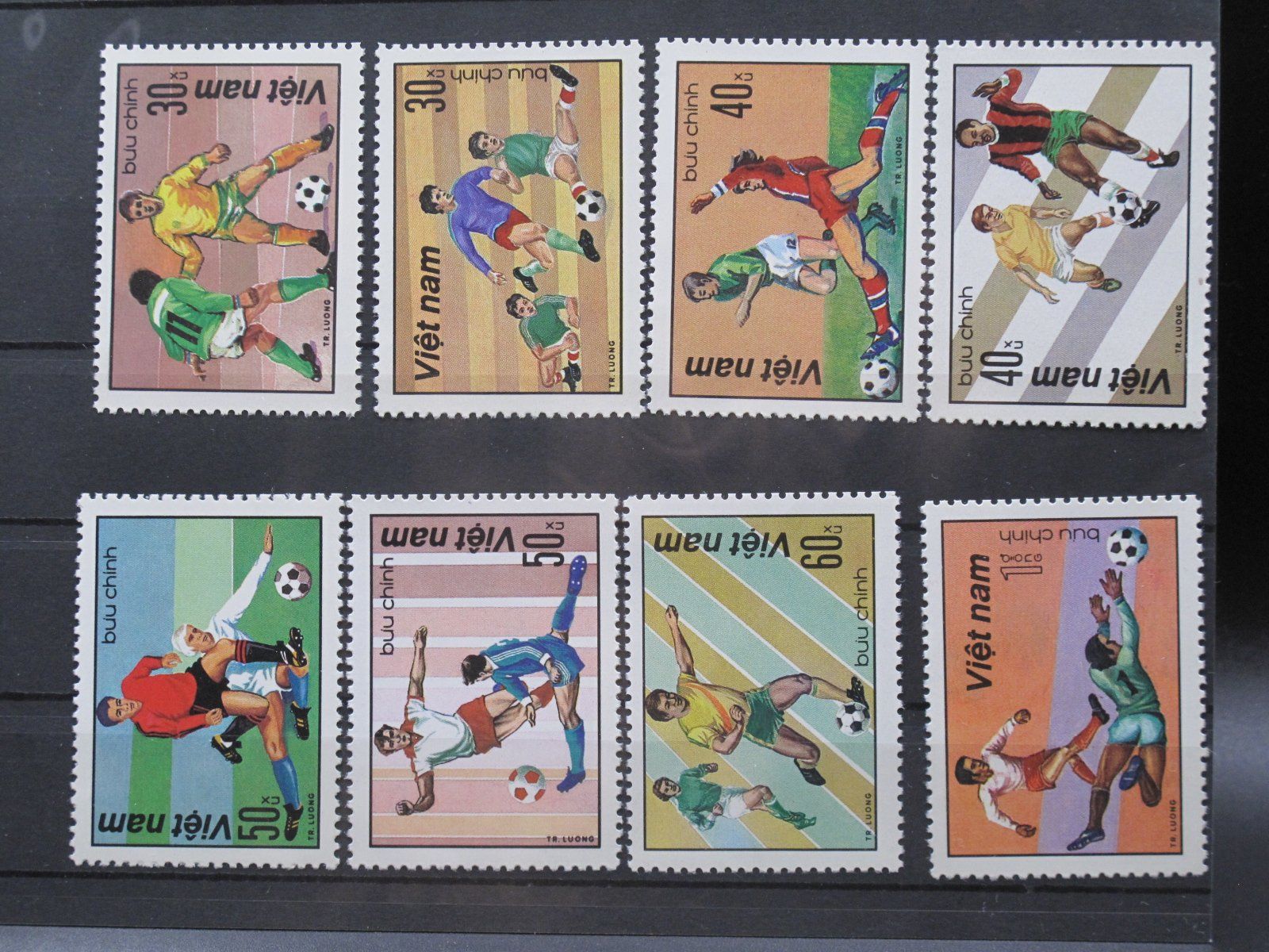 Tutti i francobolli: Vietnam 1982 Fussball  ** – Usato da Wil SG venduto da fva01