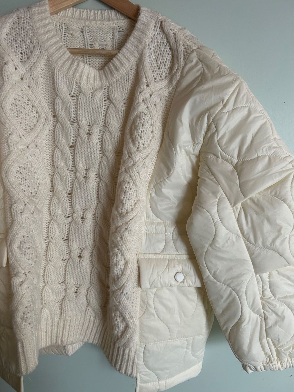 Maglioni & Felpe: ganz spezieller Winterpullover – Usato da Aeschiried venduto da Ipingu 1