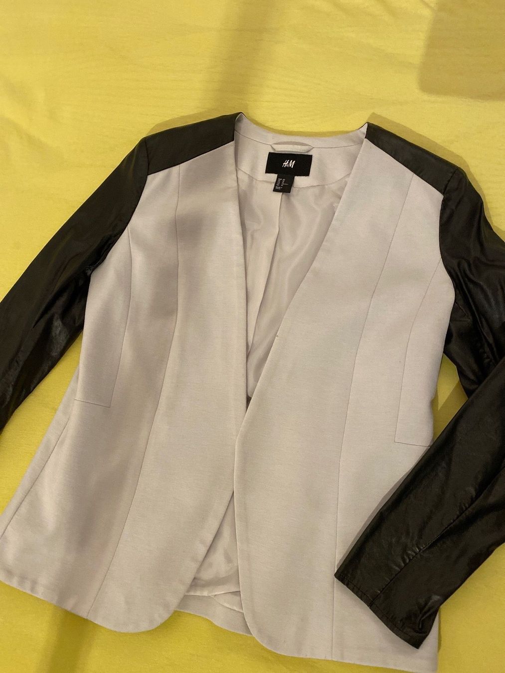 H&M Giacche: Beiger Blazer Gr. 40 H&M – Usato da Abtwil SG venduto da ale2002