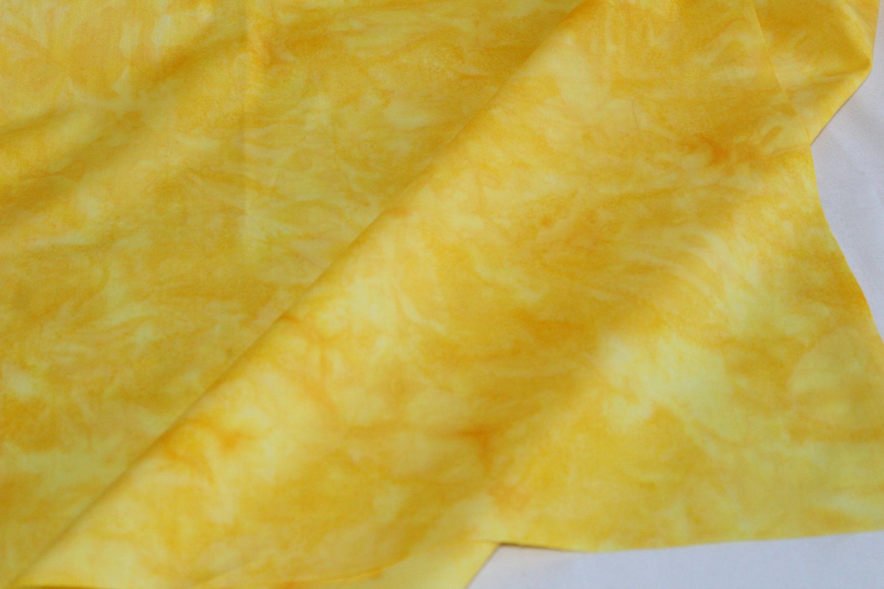 Stoffe: ***AUSVERKAUF*** Stoff Baumwolle Batik gelb – Neu (gemäss Beschreibung) aus Obfelden von solomon111 2