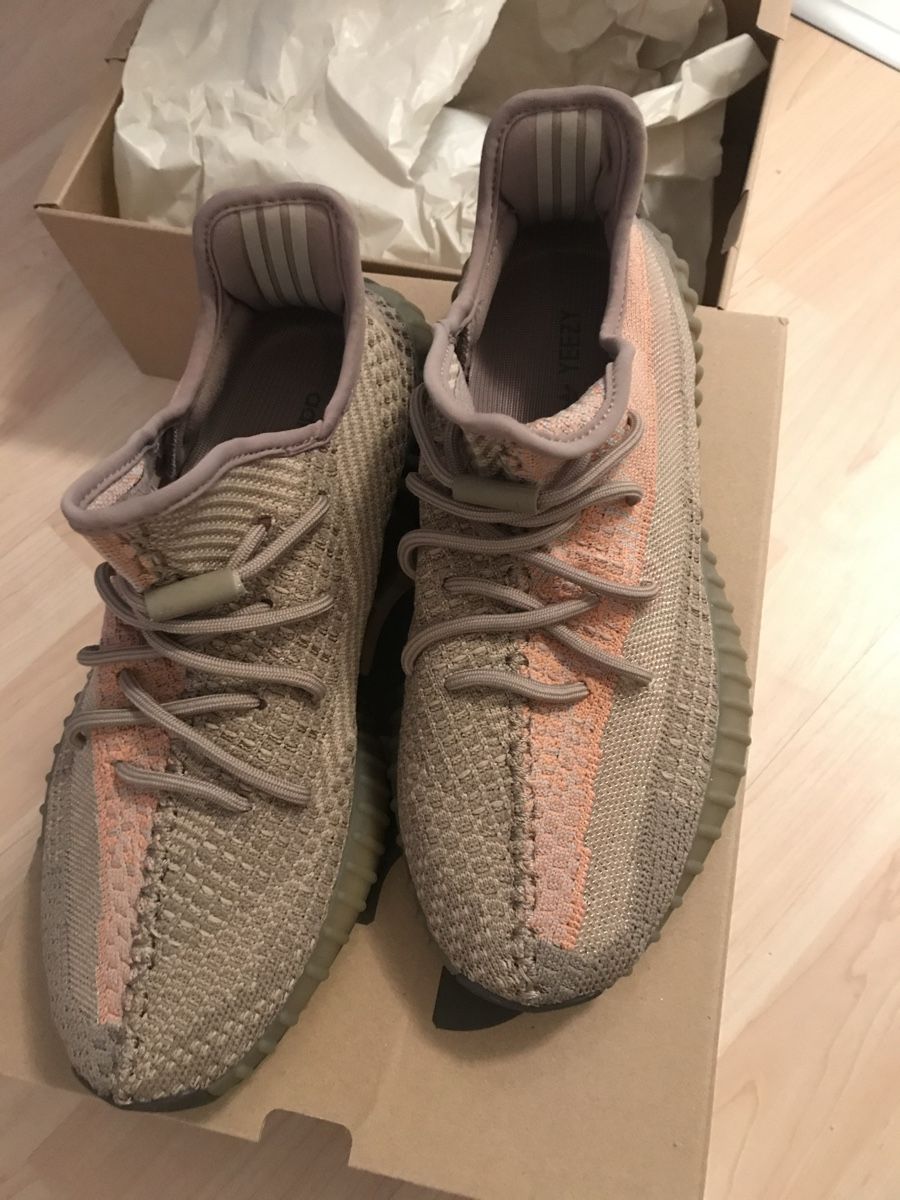 Adidas Scarpe da uomo: Yeezy Boost 350 V2 "Ash Stone" Gr. 43 1/3 – Nuovo e nell'imballaggio originale da Zürich venduto da AryaLia 1