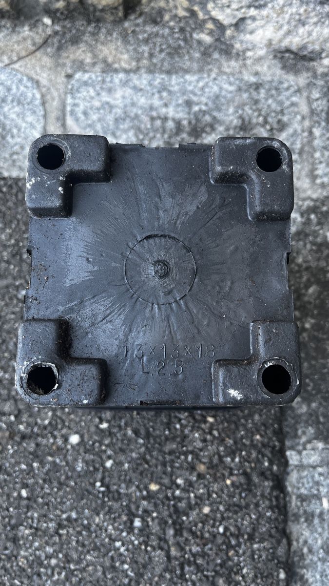 Blumentöpfe: Anzuchttöpfe  – Gebraucht aus Breitenbach von aya_w5x7 1