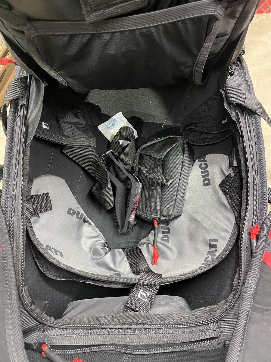 Ducati Zaini: Sac à dos Ducati de la marque OGIO – Usato da Romanel-s-Lausanne venduto da rico_mat 2