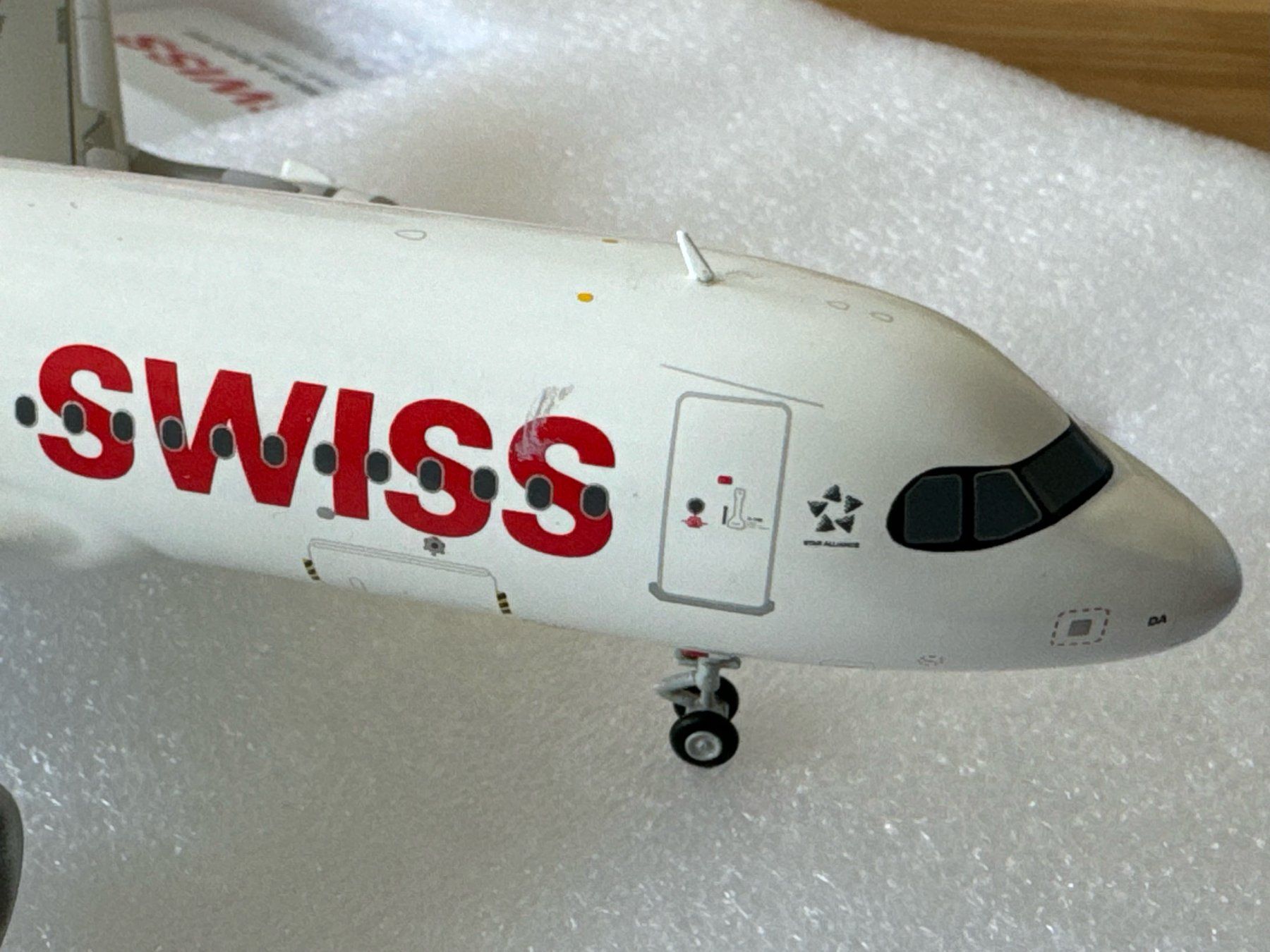 Swiss Kit di modellismo & Modellini statici: A320neo SWISS – Nuovo e nell'imballaggio originale da Morges venduto da iljamuromez 5