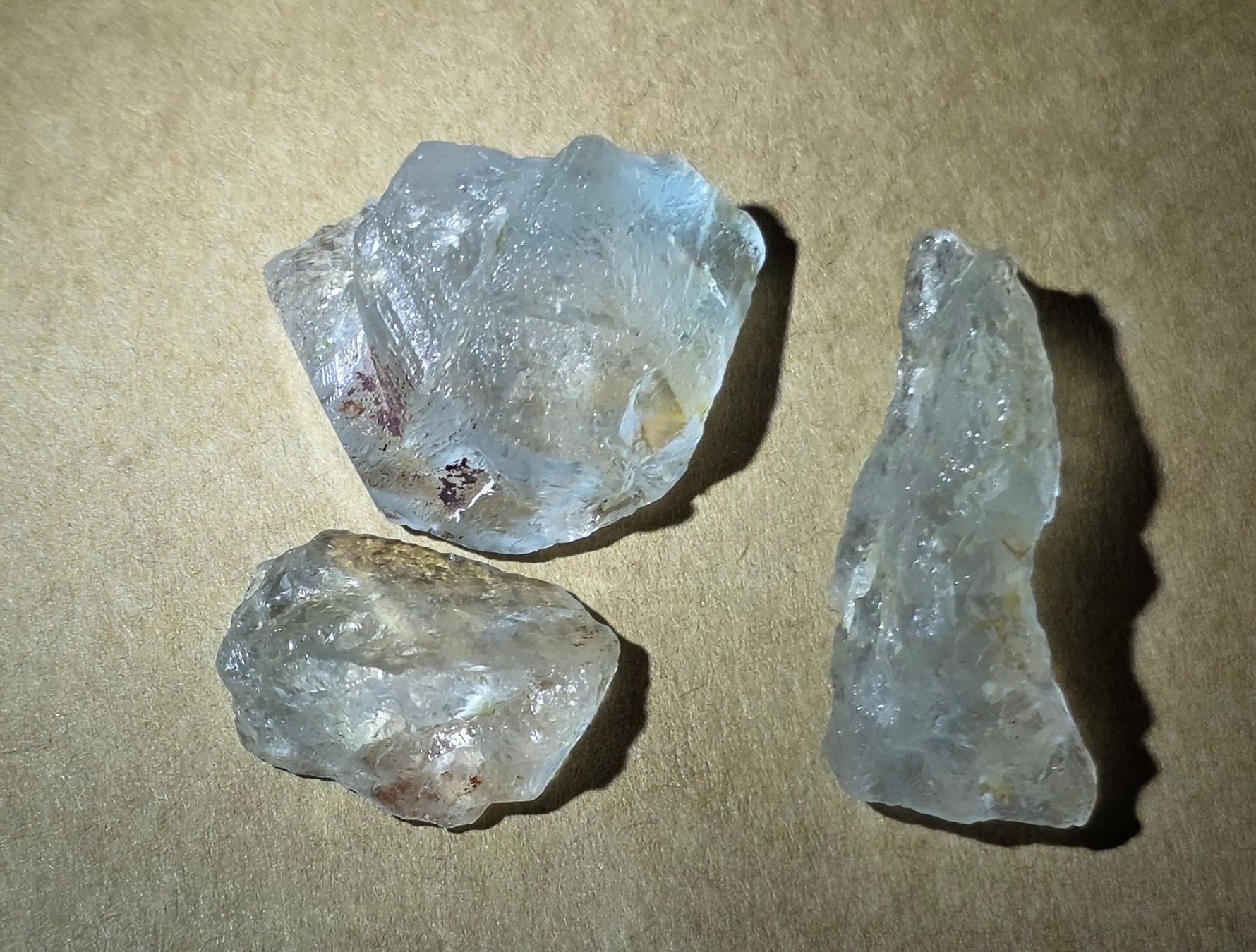 Pietre preziose: 118,7 ct Topazes brutes 3 pcs – Usato da Carouge GE venduto da Crystal_Energy 3