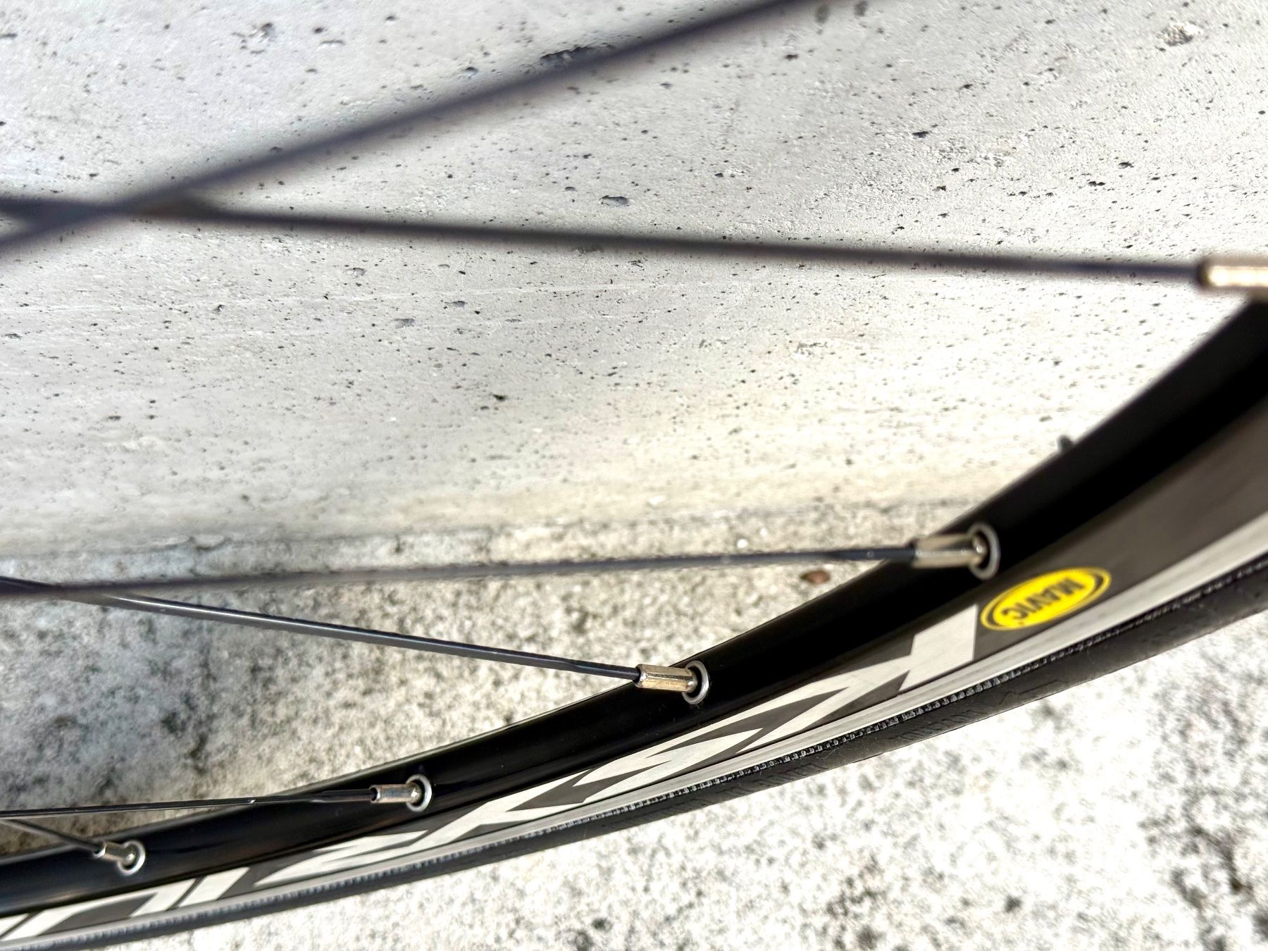 Mavic Pezzi di ricambio: Mavic KSYRIUM EQUIPE Clincher Hinterrad 28" ER TOPZUST. 2607 – Usato da Luzern venduto da bikeandbeltcom 4