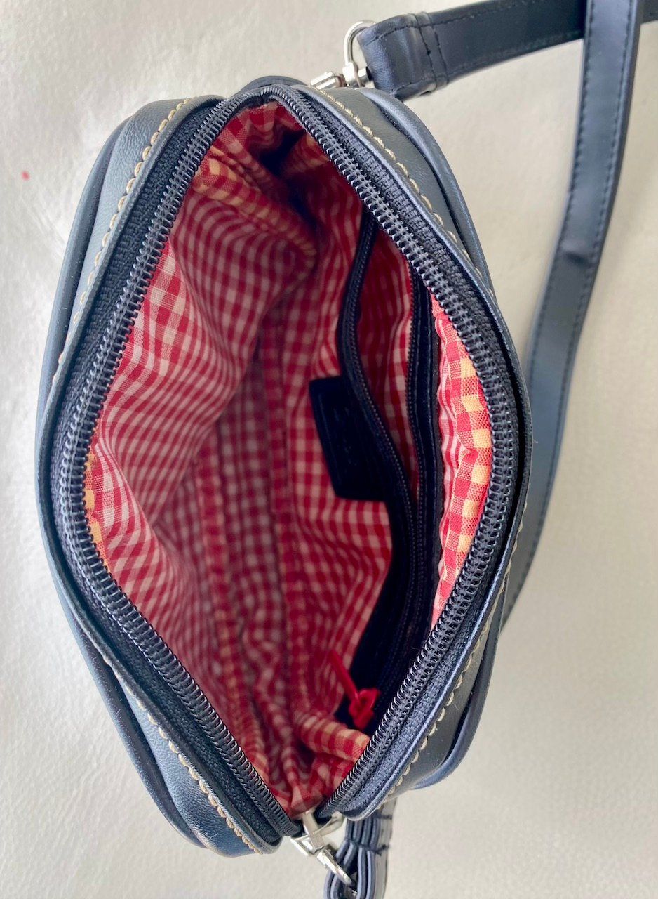 Taschen: Umhängetasche ideal  zu Dirndl oder Tracht - von Sakosh – Gebraucht aus Ried-Brig von Challi 3