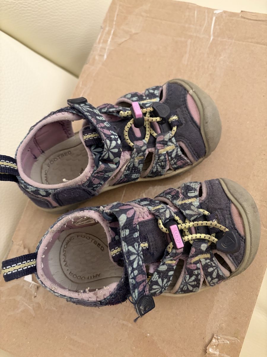 Keen Scarpe per ragazze: Keen 24 – Usato da Pfungen venduto da nad_vt7k 1