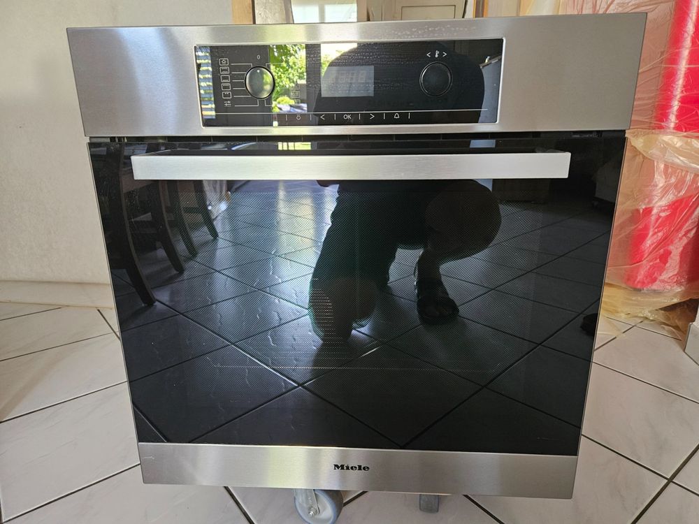 Miele Backofen H 5241-60 B (Gebraucht) in Wünnewil für CHF 100 – nur ...