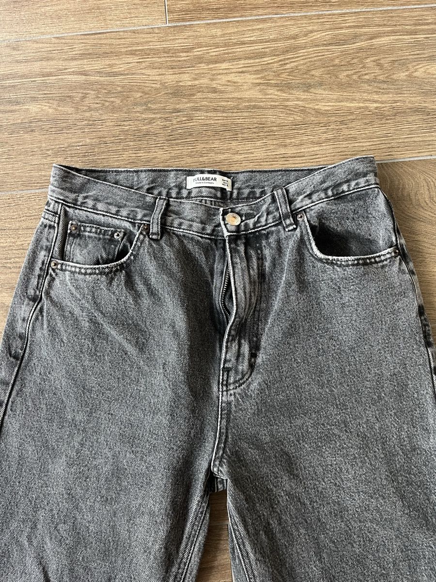 Pull&Bear Jeans: Jean Pull&Bear gris foncé, taille 40 (38) – Gebraucht aus Hauterive NE von Lipal 1