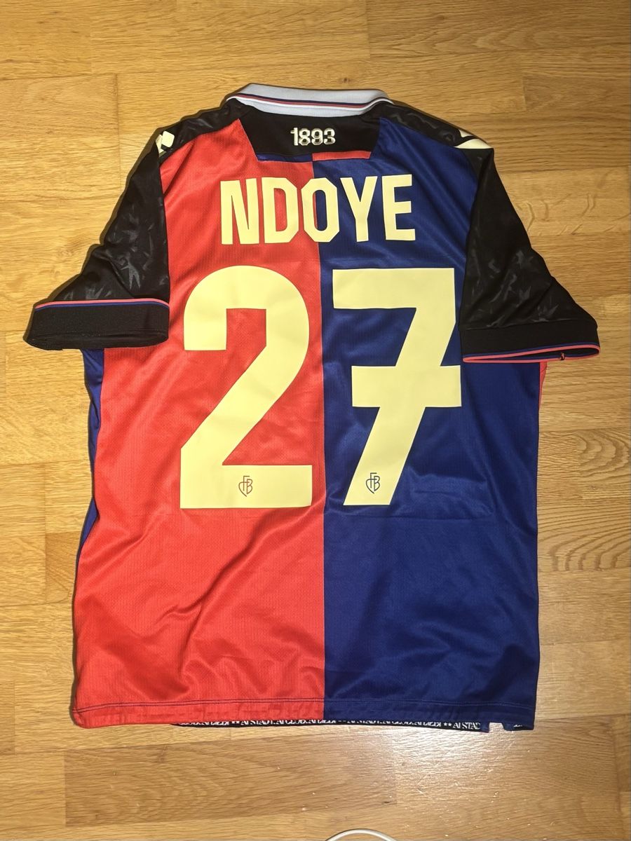 Canottiere & Pantaloni: Fc Basel Trikot Ndyoe #27 – Usato da Basel venduto da kleinerprinz 1
